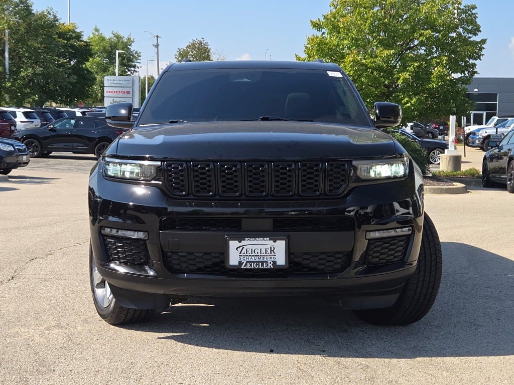 2021 Jeep Grand Cherokee Limited photo 3
