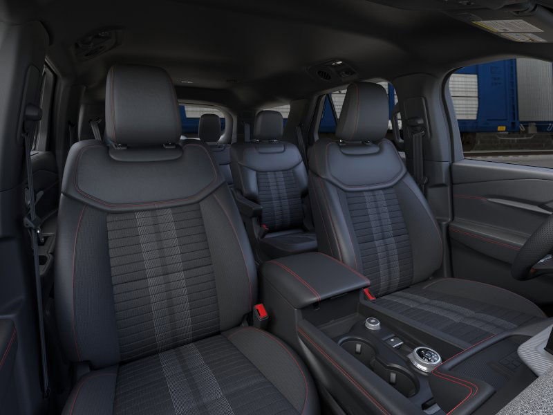 2025 Ford Explorer ST-Line photo 9