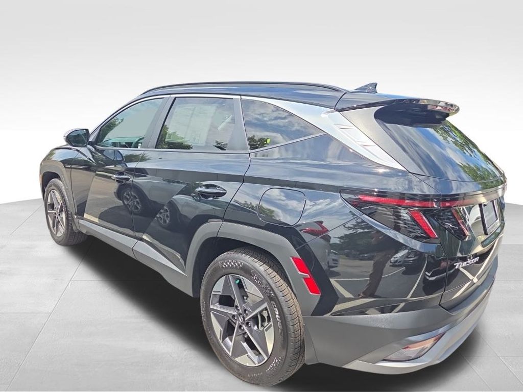 2025 Hyundai Tucson SEL Convenience photo 4