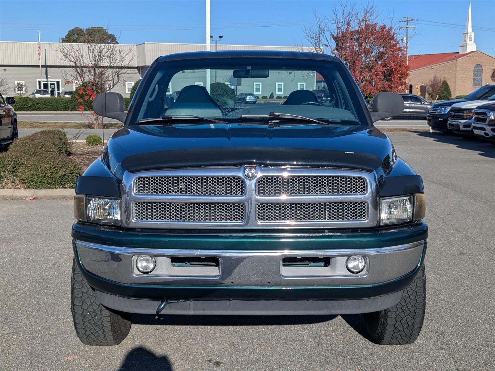 1999 Dodge Ram photo 2