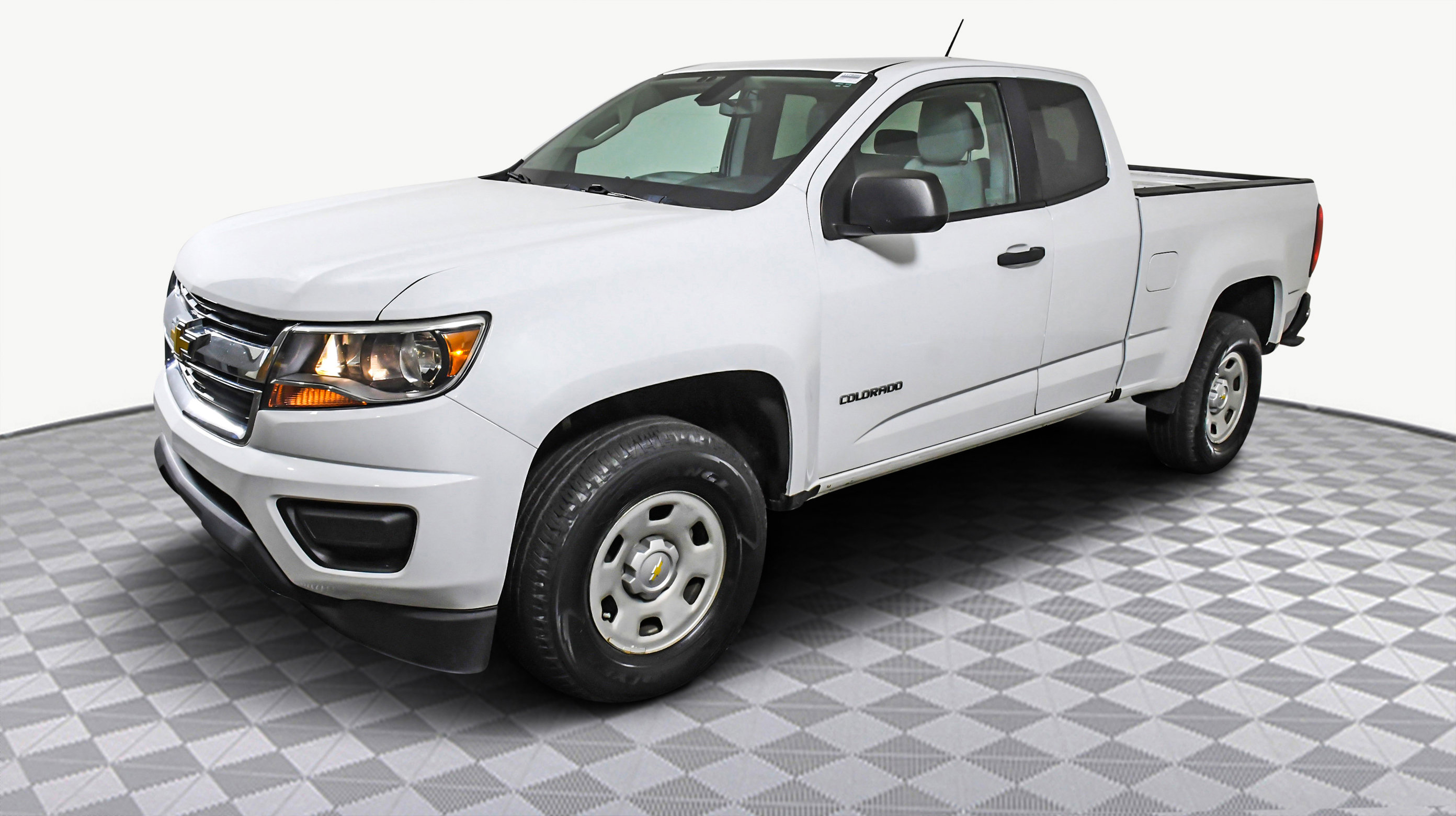 2020 Chevrolet Colorado Work Truck photo 3