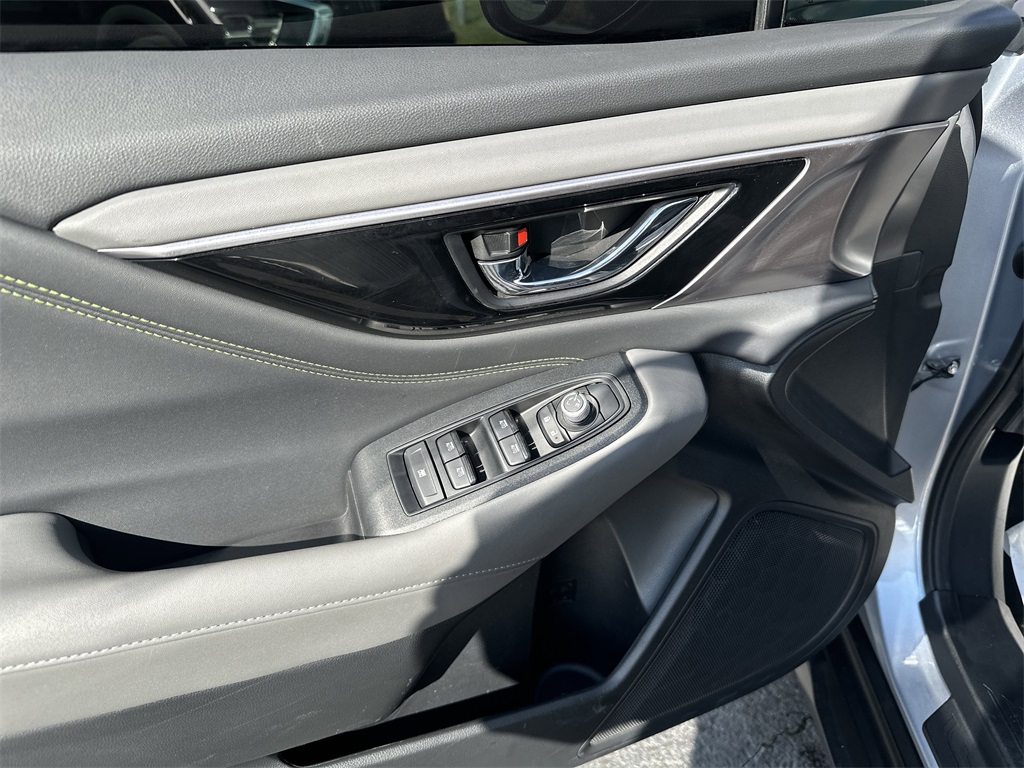 2023 SUBARU OUTBACK - Image 19