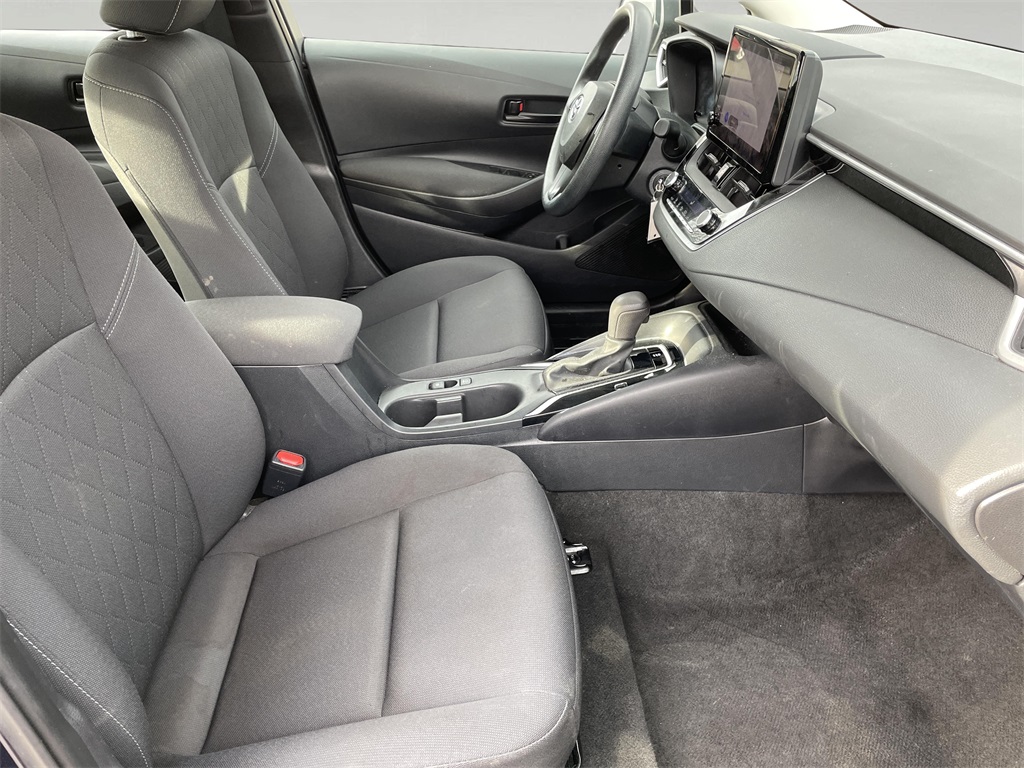 2023 Toyota Corolla LE photo 13