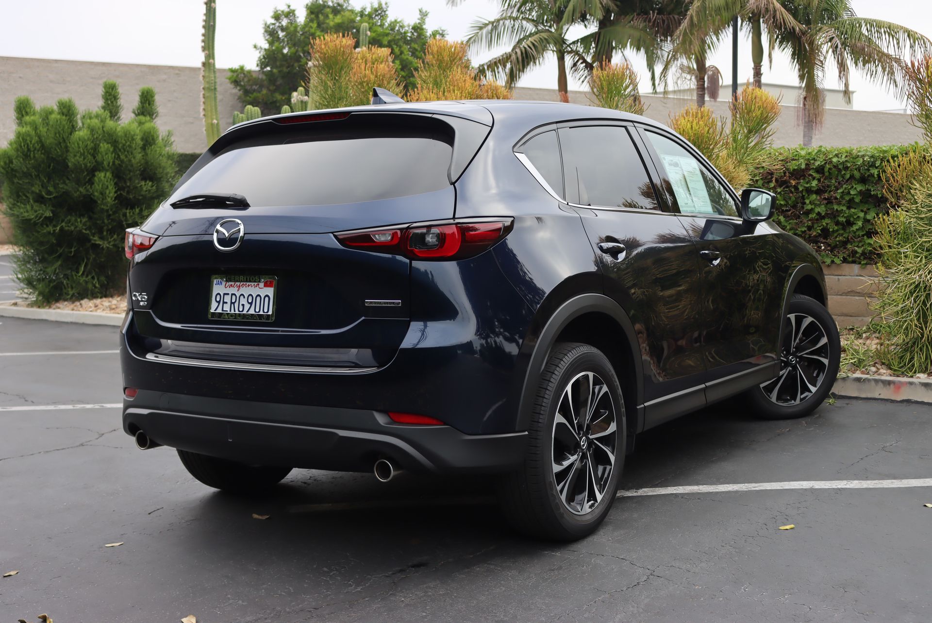 2023 Mazda CX-5 2.5 S Premium photo 2