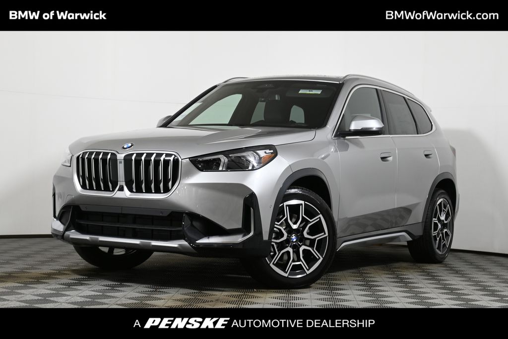 2026 BMW X1 28i's photo