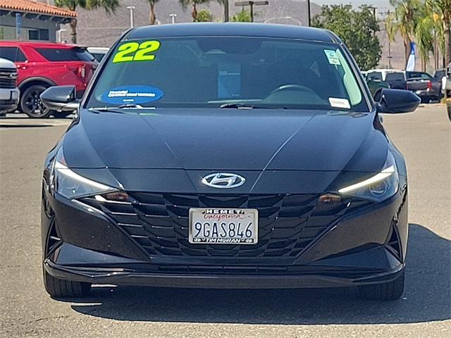 2023 Hyundai Elantra SEL photo 6