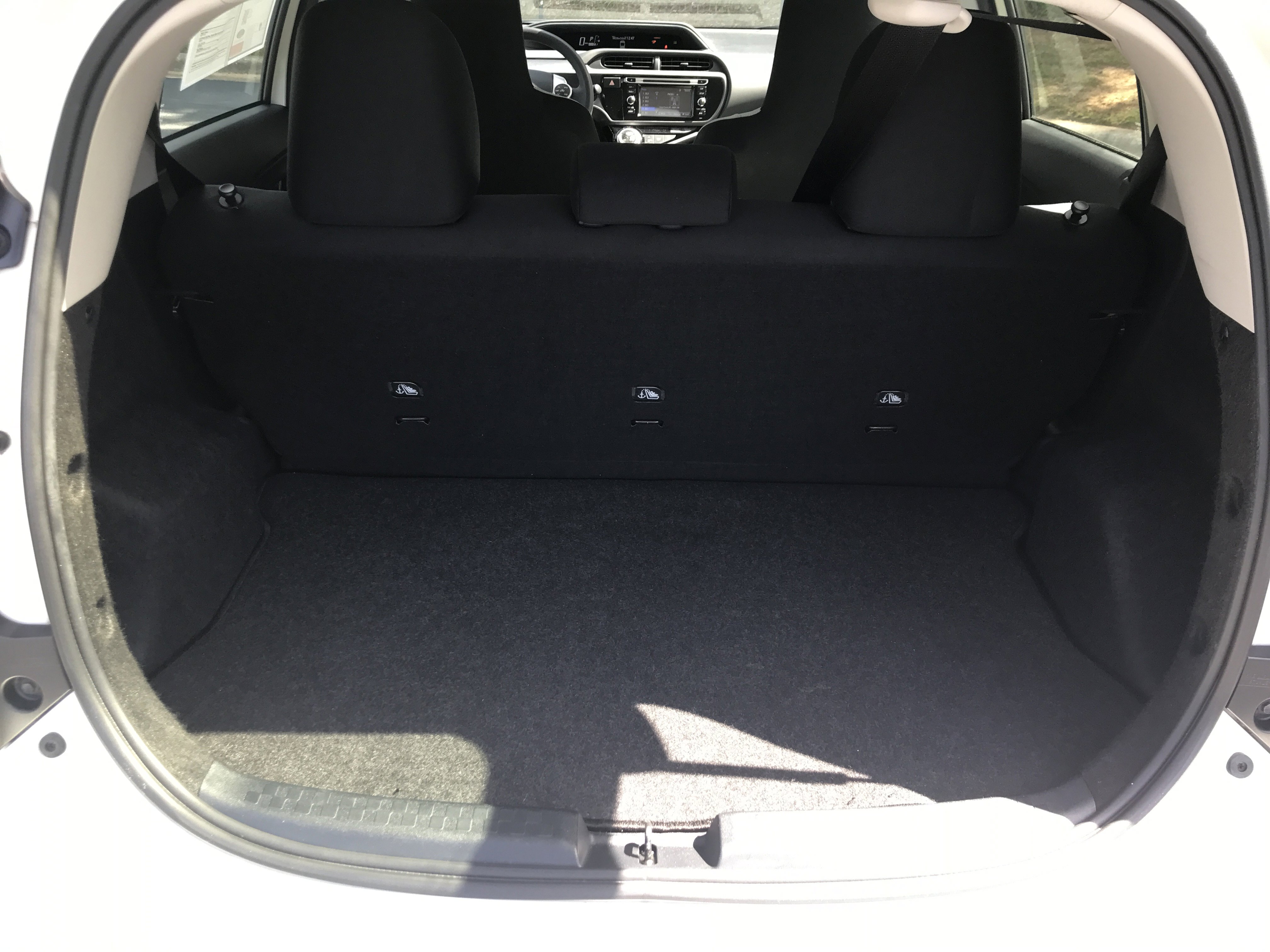 2016 Toyota Prius C One photo 4