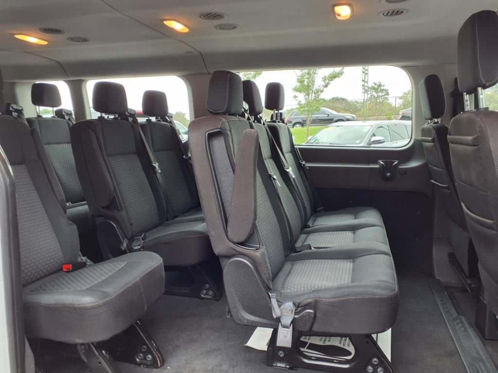 2020 Ford Transit Passenger XLT photo 12