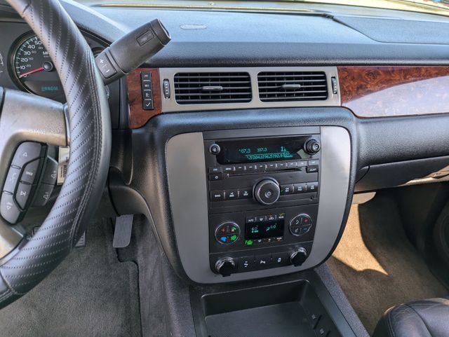 2012 Gmc Yukon SLT photo 18
