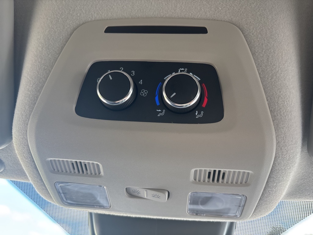 2025 Ford Transit Passenger XLT photo 32