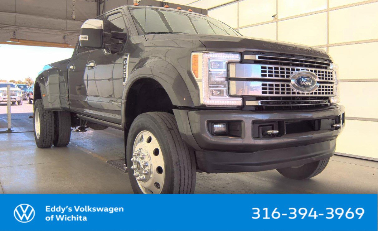 2018 Ford F-450 Super Duty XL's photo