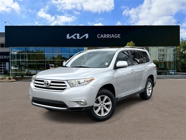 2012 Toyota Highlander Base's photo