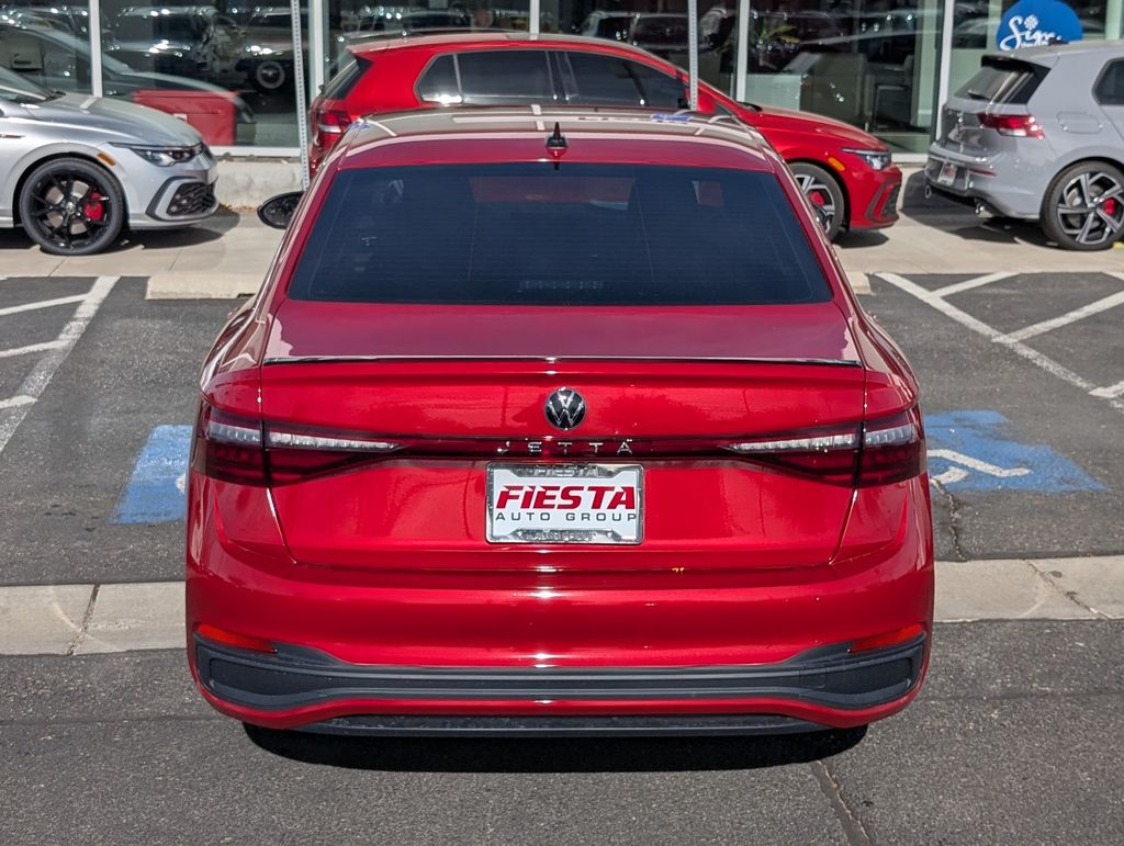 2025 Volkswagen Jetta 1.5T Sport photo 5