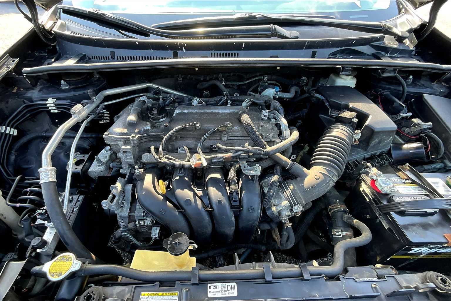 2014 Toyota Corolla LE photo 27