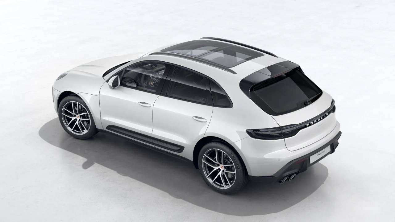 2026 Porsche Macan T photo 4