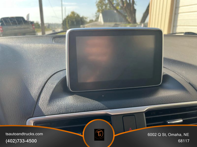 2015 Mazda Mazda3 Touring Sedan photo 16