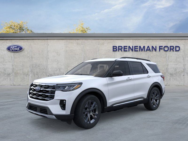 2025 Ford Explorer Active's photo