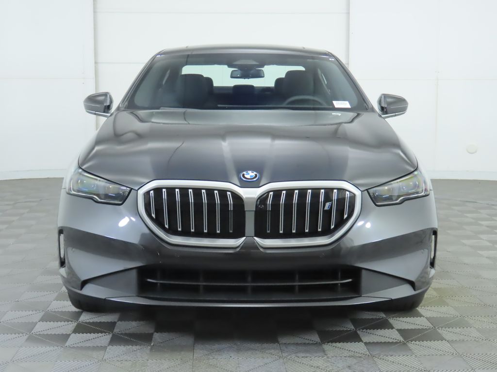 2026 Bmw i5 eDrive40 photo 2