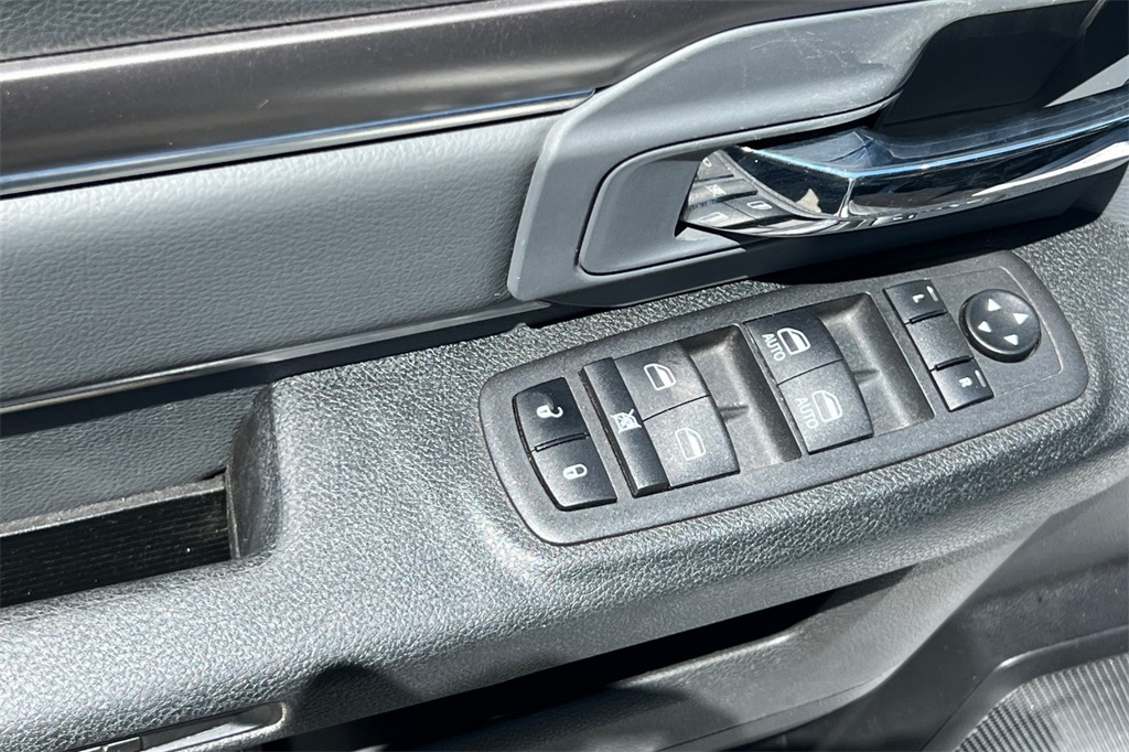 2024 Ram 1500 Classic SLT photo 13