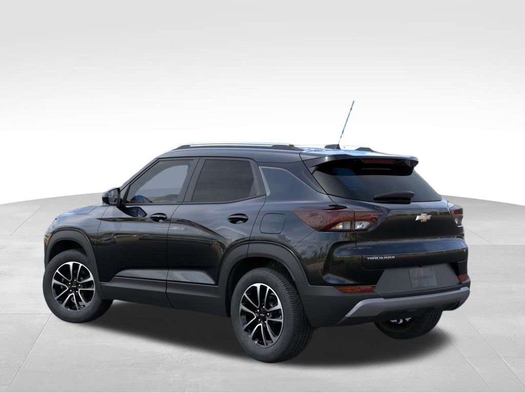 2026 Chevrolet Trailblazer LT photo 3
