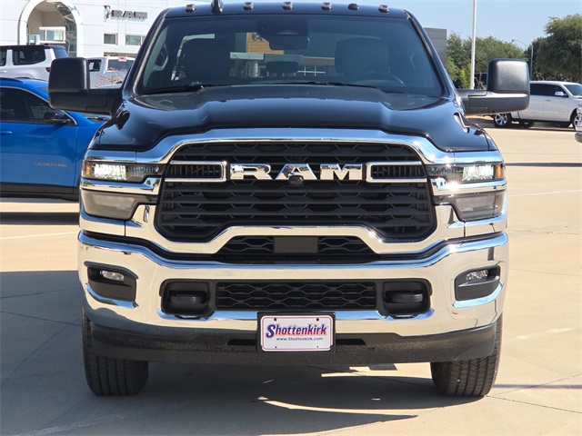 2026 Ram 2500 Tradesman photo 2