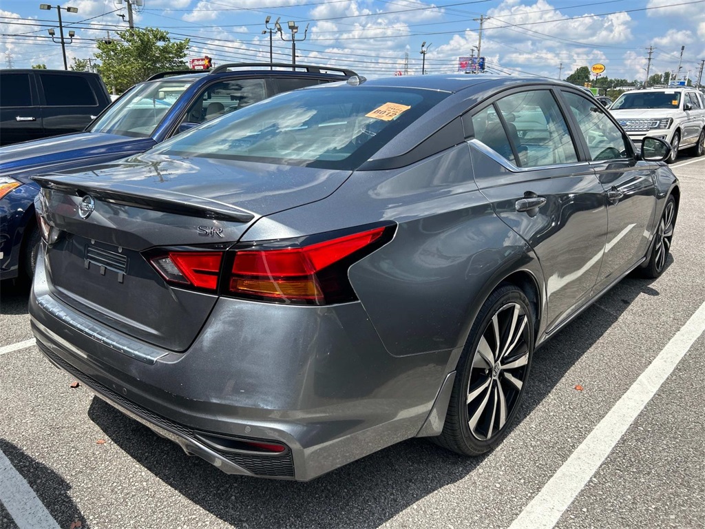 2022 Nissan Altima 2.5 SR photo 3