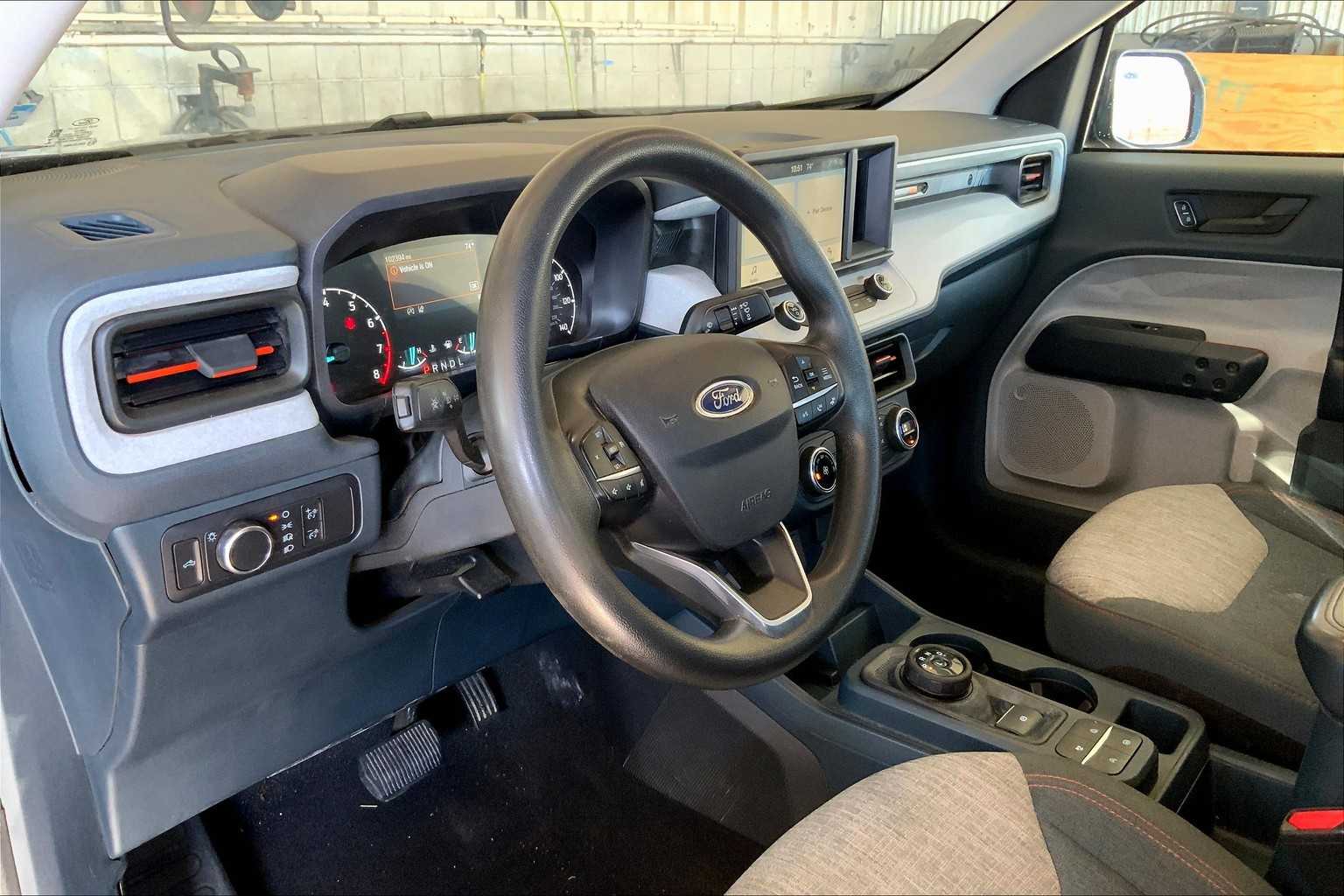 2022 Ford Maverick XLT photo 16