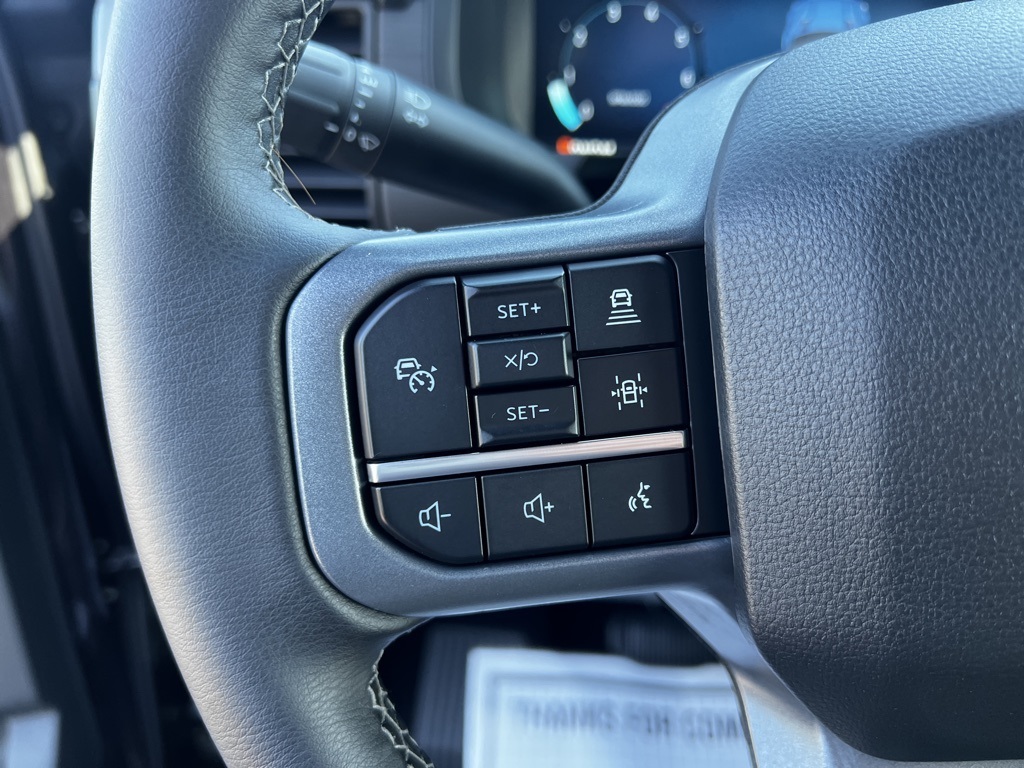 2025 Ford F-150 XLT photo 6
