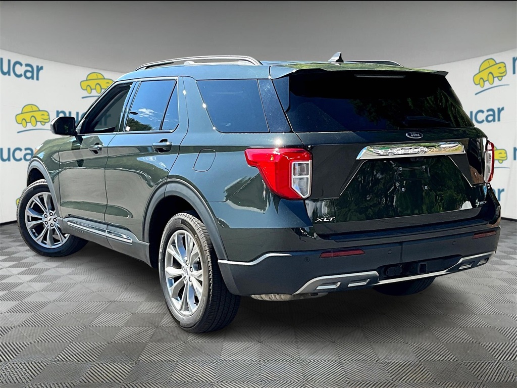 2022 Ford Explorer XLT photo 4