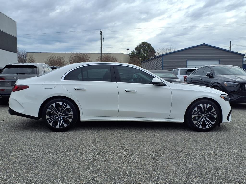 2025 Mercedes Benz E 350 photo 4