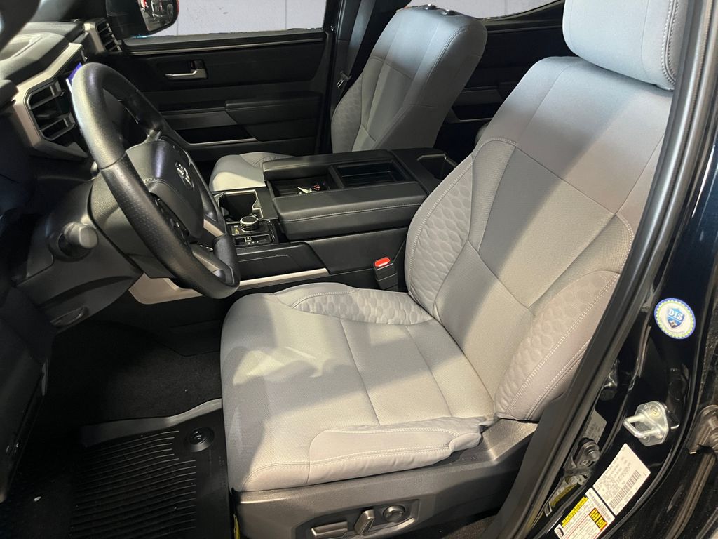 2025 Toyota Tundra SR5 photo 18
