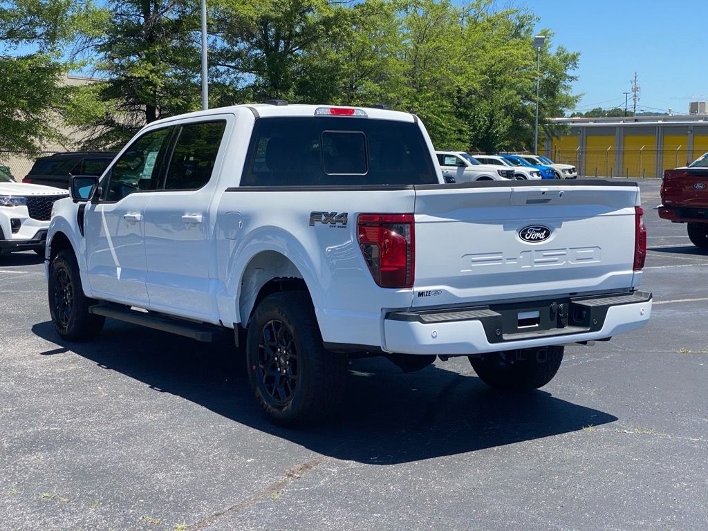 2025 Ford F-150 XLT photo 4