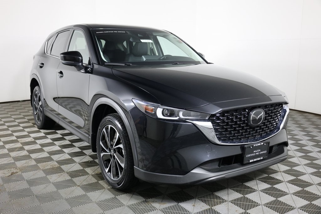 2023 Mazda CX-5 S Premium package's photo