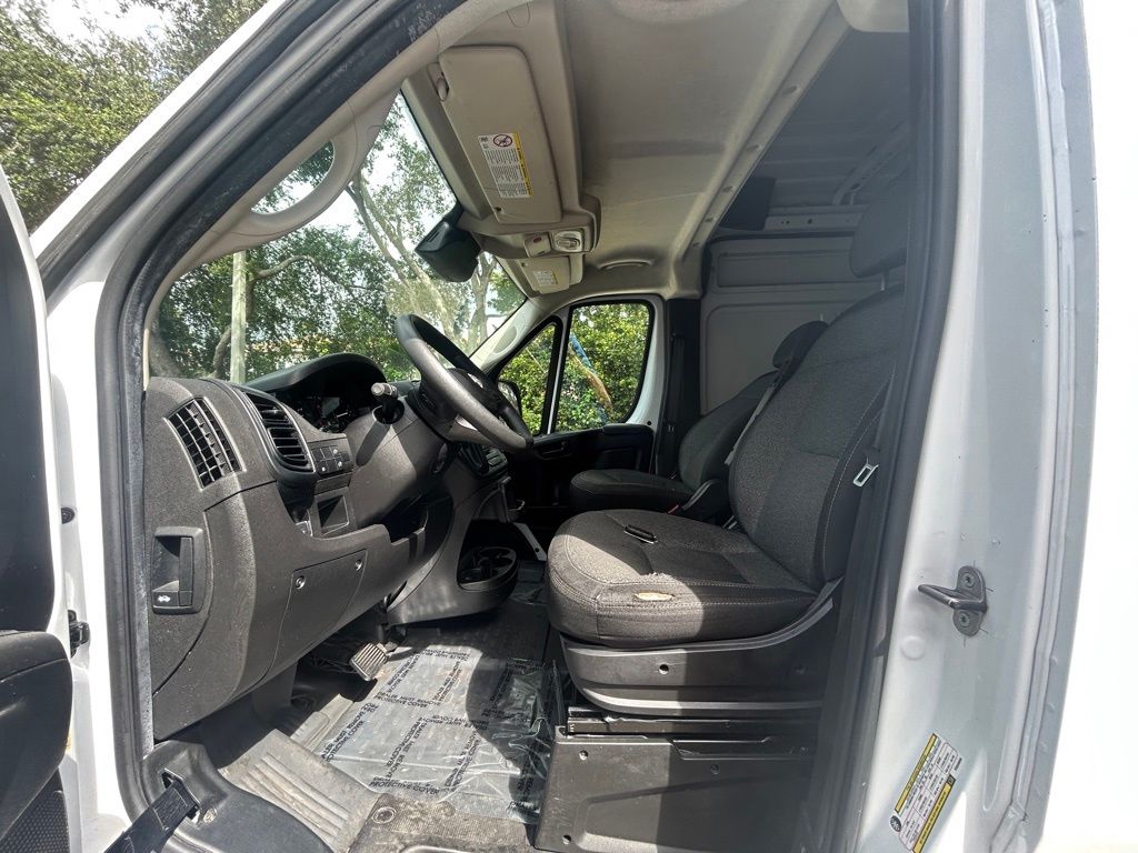 2023 Ram ProMaster 2500 photo 5