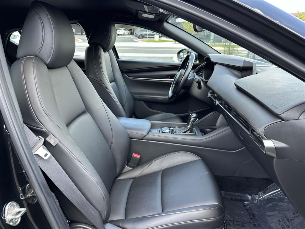 2021 Mazda Mazda3 Select photo 15
