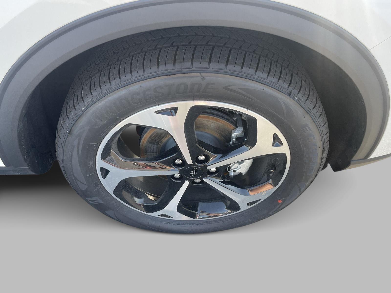 2025 Ford Escape ST-Line Select photo 13