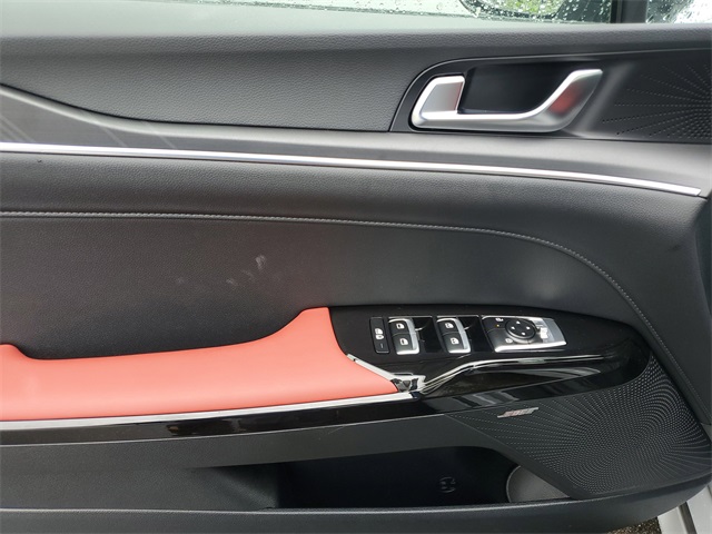 2025 Kia K5 GT-Line photo 18