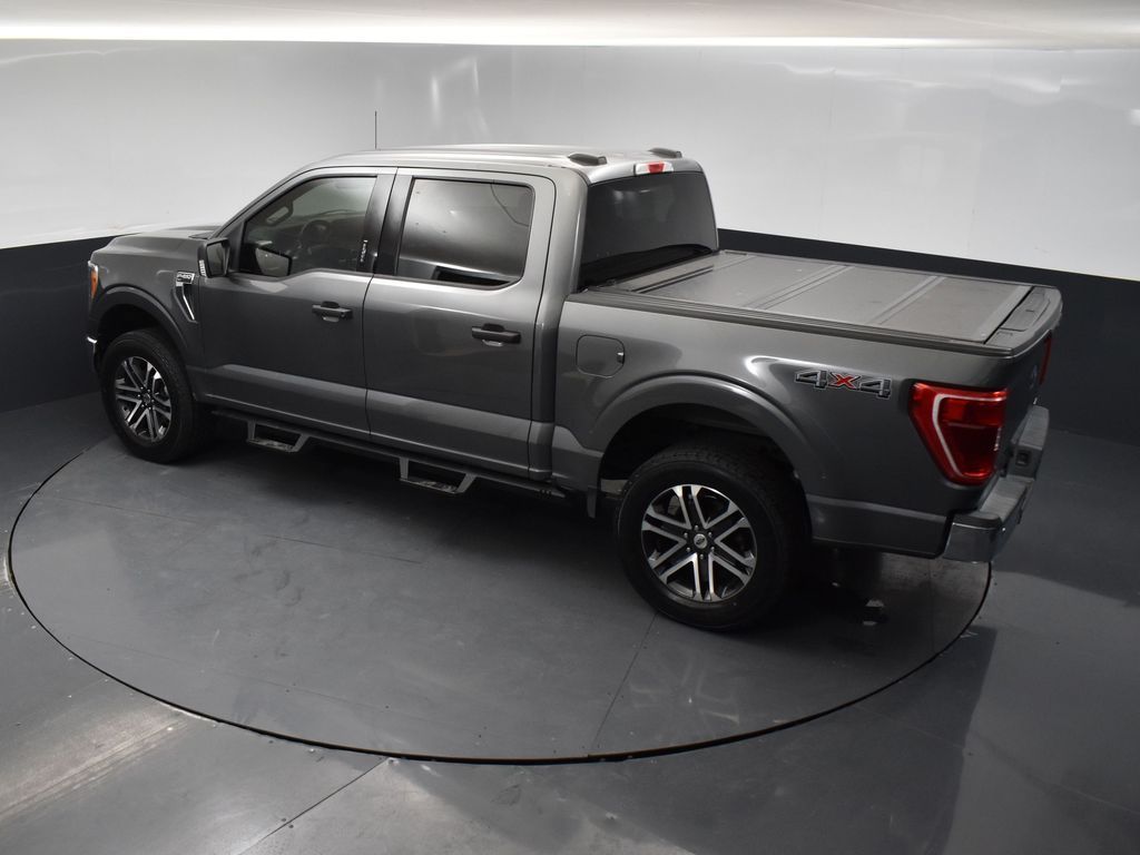 2021 Ford F-150 XLT photo 32