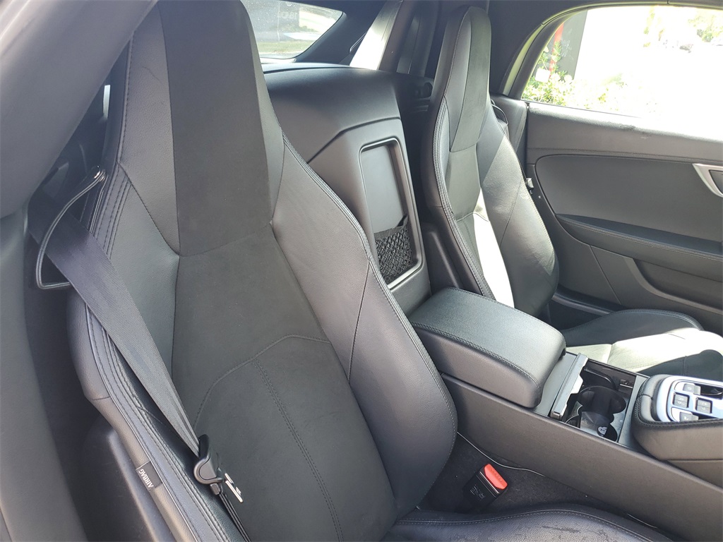2018 Jaguar F-TYPE Base photo 11