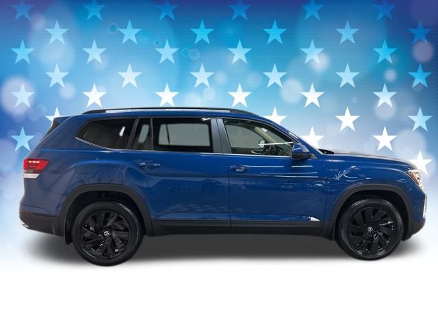2025 Volkswagen Atlas SE Technology photo 3