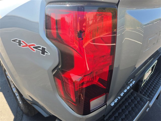 2023 Chevrolet Colorado LT photo 30