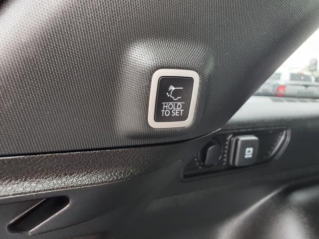 2022 Jeep Grand Cherokee Altitude photo 28