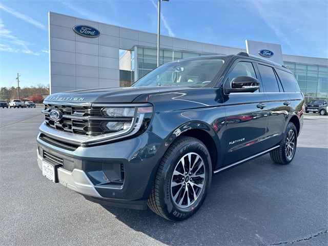 2025 Ford Expedition Platinum's photo