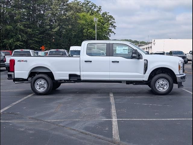2025 Ford F-250 XL photo 4