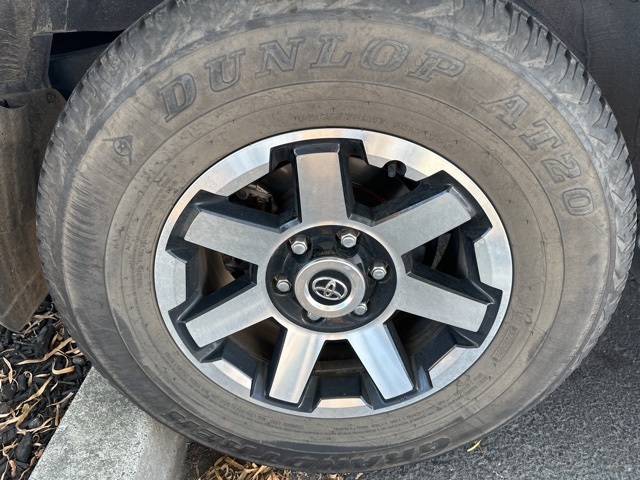 2024 Toyota 4Runner TRD Off-Road Premium photo 4