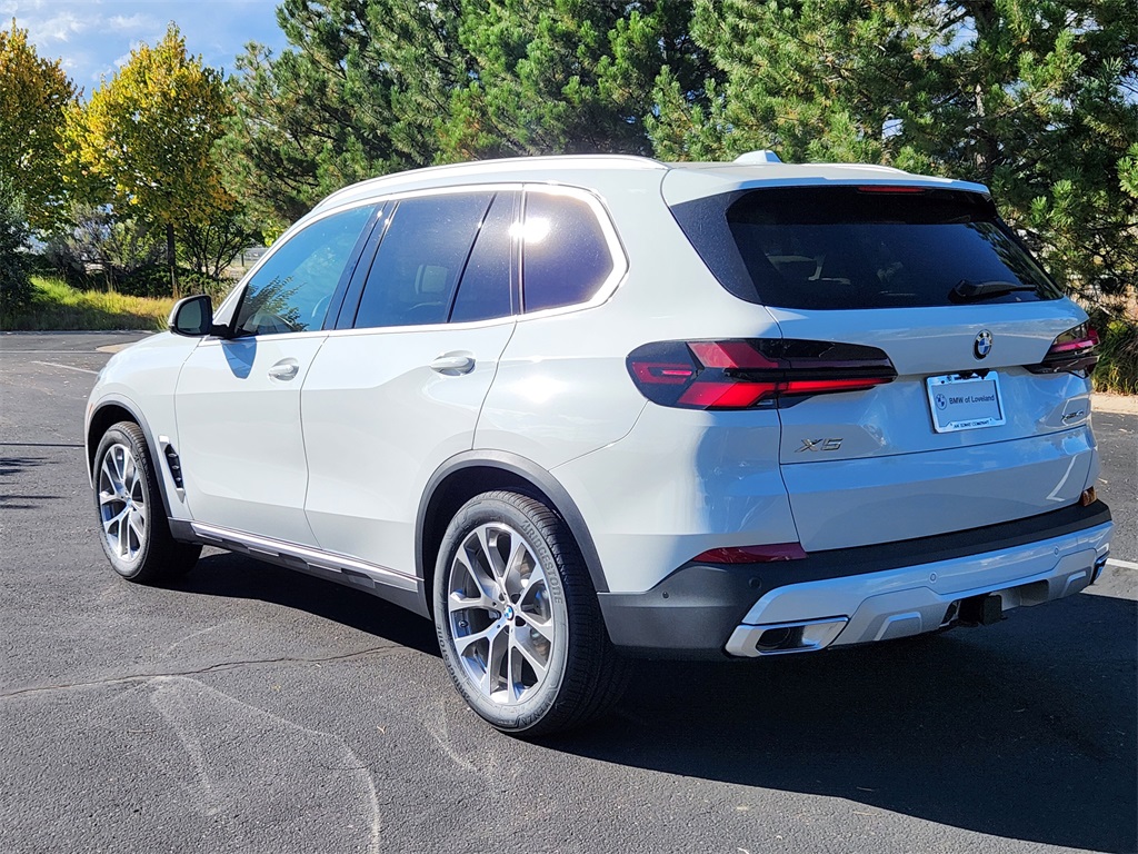 2026 Bmw X5 xDrive40i photo 2