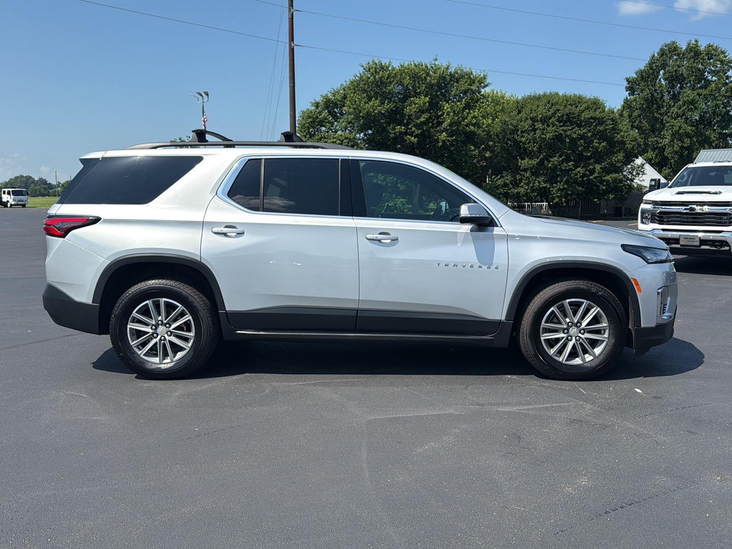2022 Chevrolet Traverse Cloth photo 4