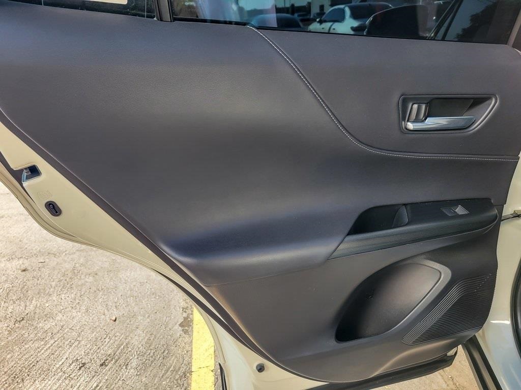 2021 Toyota Venza Limited photo 18