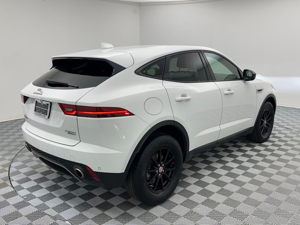 2018 Jaguar E-PACE Base photo 4