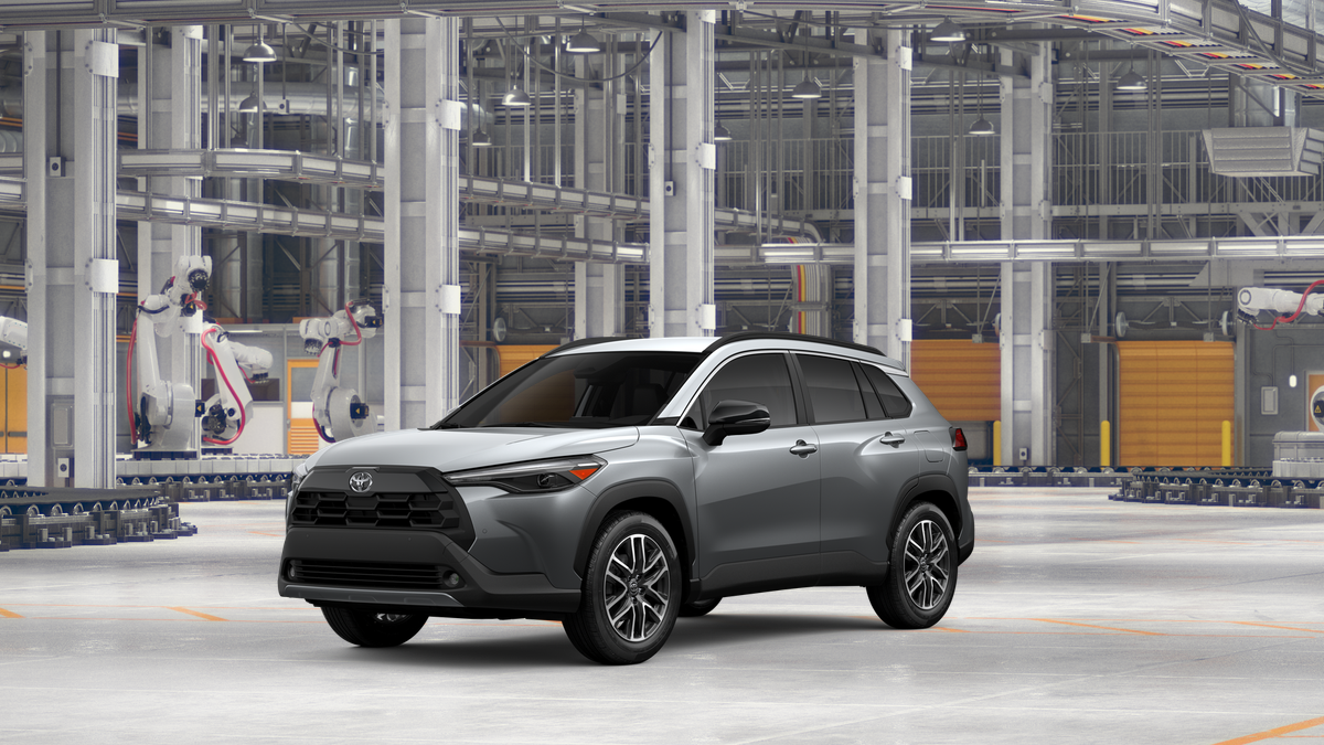 2026 Toyota Corolla Cross XLE's photo